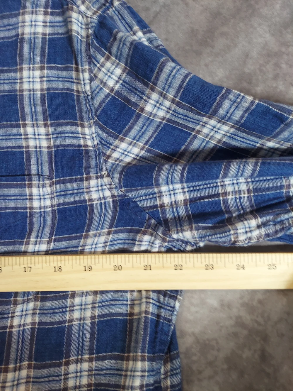 Banana Republic Linen Plaid Shirt Men L Camden Standard Fit Blue White Plaid LS